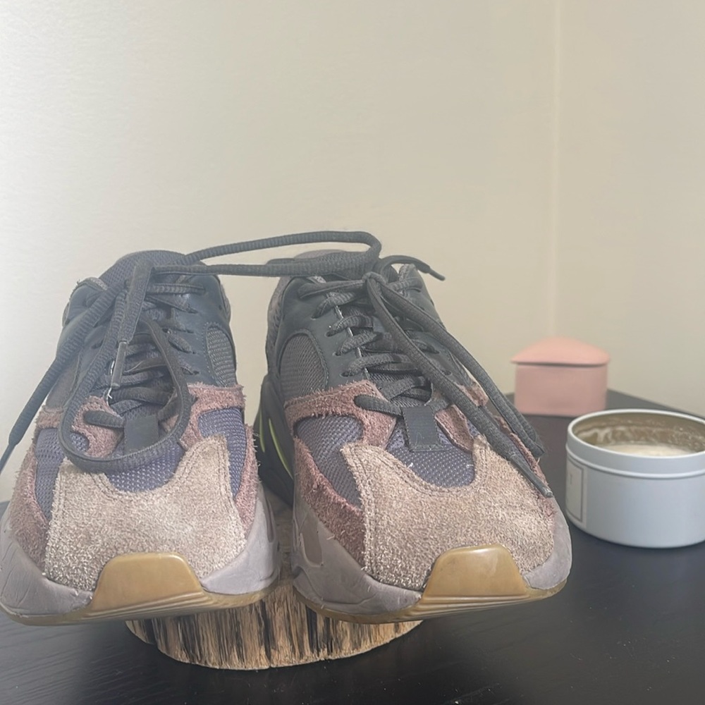 Yeezy sneaker